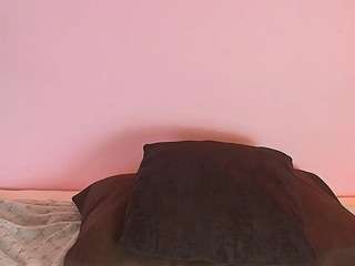 Abigail-lady live cam on CamSoda