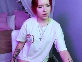 arielblis's CamSoda show and profile