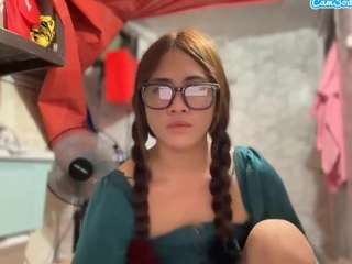 averagegirl Sex Cam Show