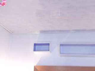 bigboobsastrid webcam