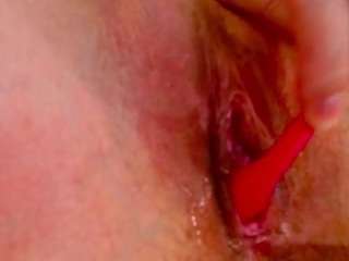 Eva Bates live cam