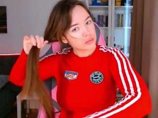 Eva Bates live cam preview
