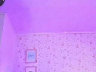 le modèle lia-kitty est en webcam porno dans un show sur le site camsoda, il possède les tags suivants: ahegao,public,lingerie,lovense,lush,naked,natural,nature,no drinking,pussy,amateur,shaved pussy,skinny,spank,squirter,strip,tease,toys,lesbian,horny