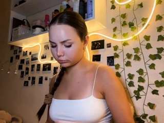 lunarousseau Live Webcam on CamSoda