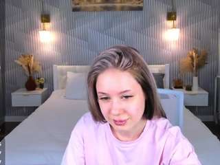 mini-allice Live Webcam on CamSoda