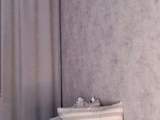 playfullliaa1 webcam