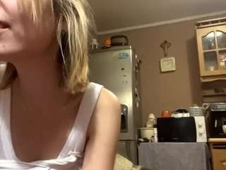 le modèle risaschryver est en webcam porno dans un show sur le site camsoda, il possède les tags suivants: ahegao,shaved pussy,nature,no smoking,normal,oil,orgasm,pussy,ride,sexy,skinny,anal,spank,sport,strip,striptease,tease,thin,wet,wife