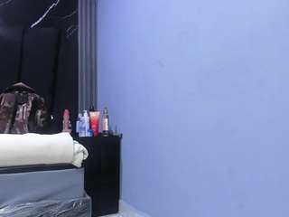 starqueenhyl's CamSoda show and profile