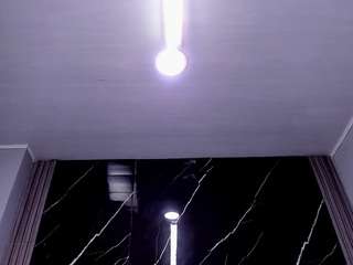 Queen Star live cam preview