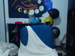 Amar Julia — LIVE on Camsoda