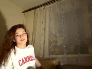 apoloniakenon webcam