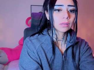 cliovg's CamSoda show and profile