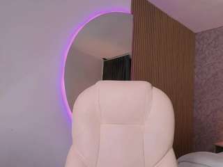 karol-priston Live Webcam on CamSoda