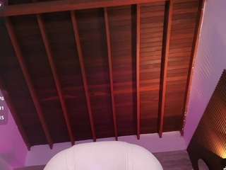 karol-priston live webcam show