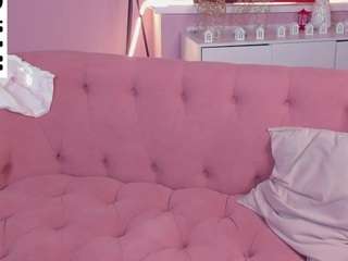 leyla-mirage Live Webcam on CamSoda