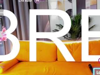 This model is live right now. leyla-mirage