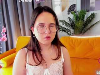 Este modelo está en vivo ahora. leyla-mirage