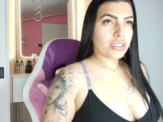 NaomiAmazing01 live cam preview