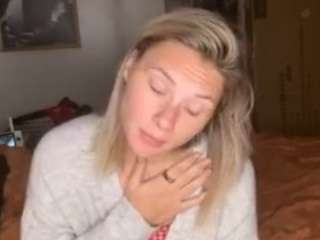 Live webcam model thatgirlb13 on Soda Cams