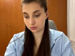 bridgettevantassell's CamSoda show and profile