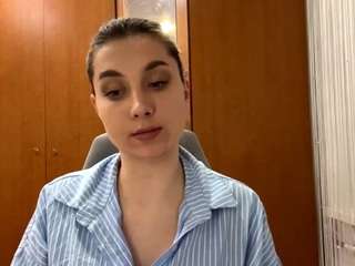 bridgettevantassell's CamSoda show and profile