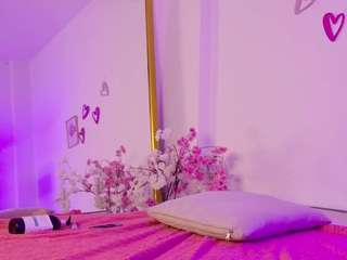 le modèle dark-angel77 est en webcam porno dans un show sur le site camsoda, il possède les tags suivants: ass,asshole,young adult,toys,teen (18+),tattoos,striptease,skinny,natural,naked,lush,lovense,full nudity,fingers,feet,erotic dance,doggy style,dildo or vibrator,deepthroat,blowjob