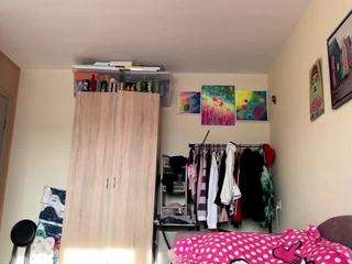 ellynliang Live Webcam on CamSoda