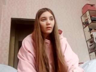 eloisebenoit live cam profile