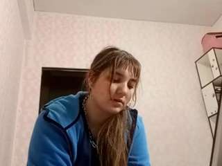 Este modelo está ao vivo agora. eloisebenoit