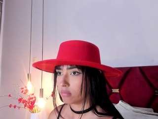 le modèle gahiabelucci est en webcam porno dans un show sur le site camsoda, il possède les tags suivants: ahegao,black hair,young adult,toys,teen 18,tattoos,striptease,spanks,shaved pussy,no smoking,no drinking,naked,lovense,fingers,erotic dance,doggy style,dildo,deepthroat,cowgirl,brown eyes