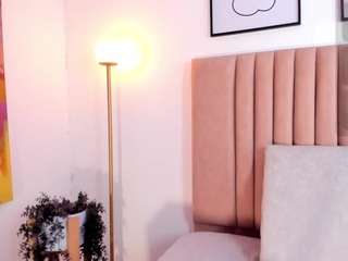 GahiaBelucci live cam preview