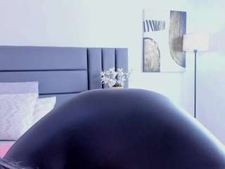 GahiaBelucci live cam preview