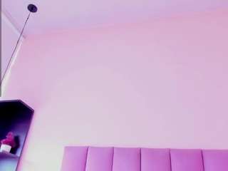 hiddenvioleta Live Webcam on CamSoda