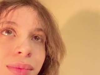 orla11 Live Webcam on CamSoda