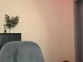 tawandagibbson's CamSoda show and profile