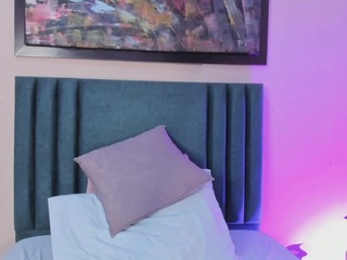 tessamonroe's CamSoda show and profile