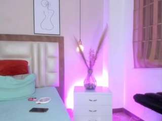 tessamonroe Live Webcam on CamSoda