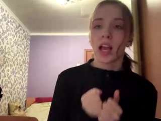 josselinerochell... Live Webcam on CamSoda