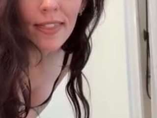 keepingupwiththe... Live Webcam on CamSoda