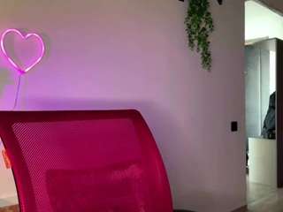 lesliemanning Live Webcam on CamSoda