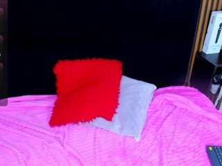 luna-cocoa live cam profile