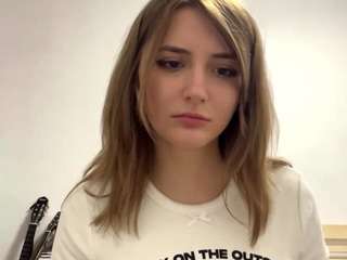 paulettarenard Live Webcam on CamSoda