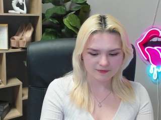 sweetlilyxo Live Webcam on CamSoda