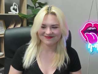 sweetlilyxo Live Webcam on CamSoda