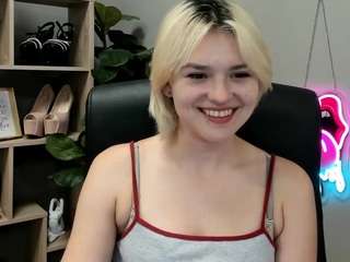 Live cam show with SweetLilyxo
