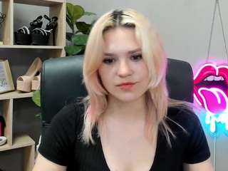 sweetlilyxo Sex Cam Show