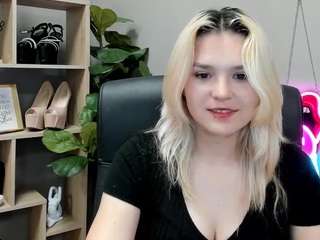 sweetlilyxo's live room
