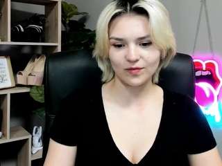 sweetlilyxo Live Webcam on CamSoda