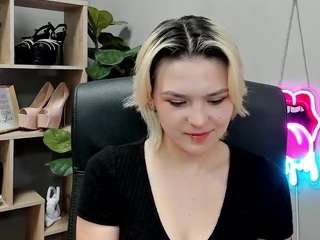 SweetLilyxo live cam preview