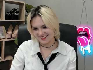 SweetLilyxo
